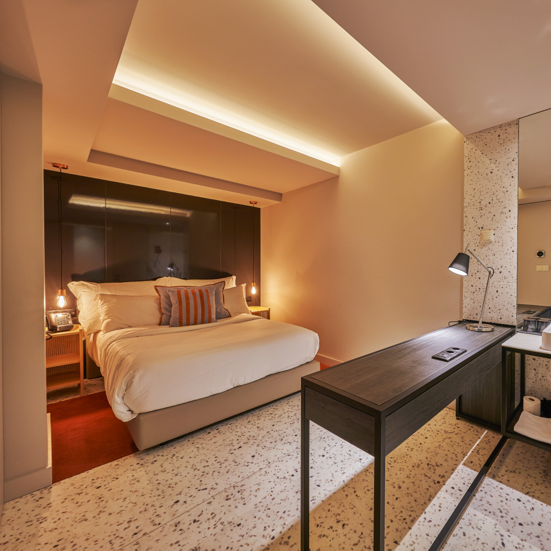 Two Bedroom Apartment | Pool side